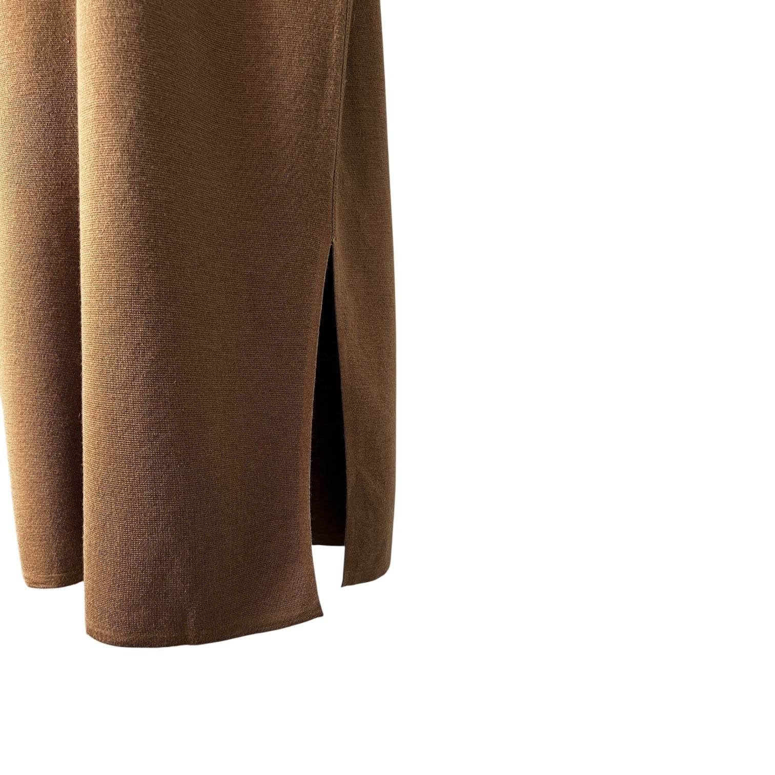 MaxMara Wool Hooded Midi Lounge Dress – S – pre-loved