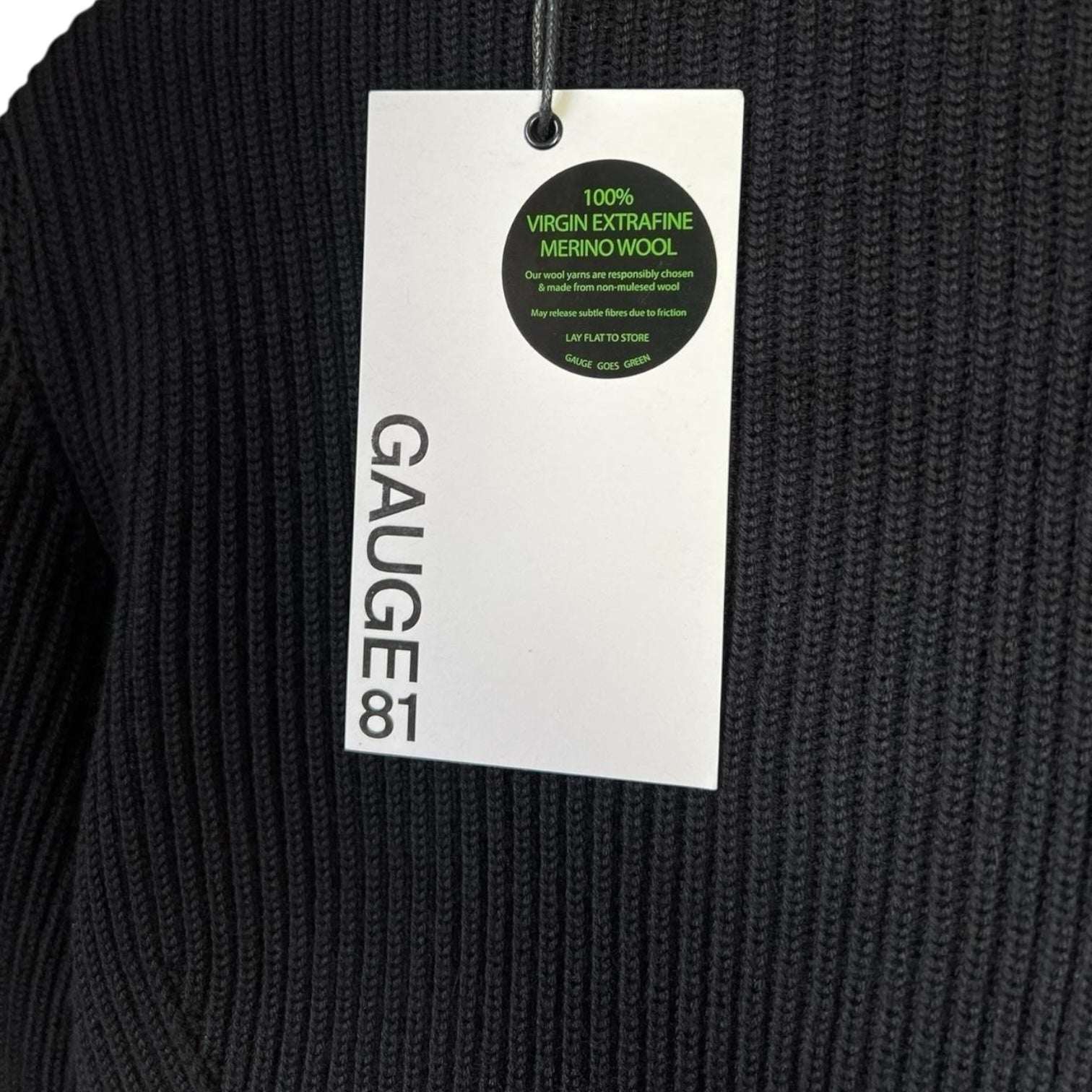Gauge81 Deep V Neck Wool Cropped Ribbed Jumper – L – pre-loved