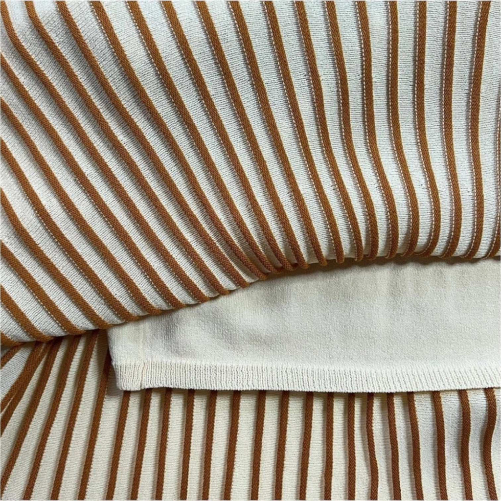Nicholas Ribbed Knit Gradient Ombre Flare Midi Skirt – XS – pre-loved