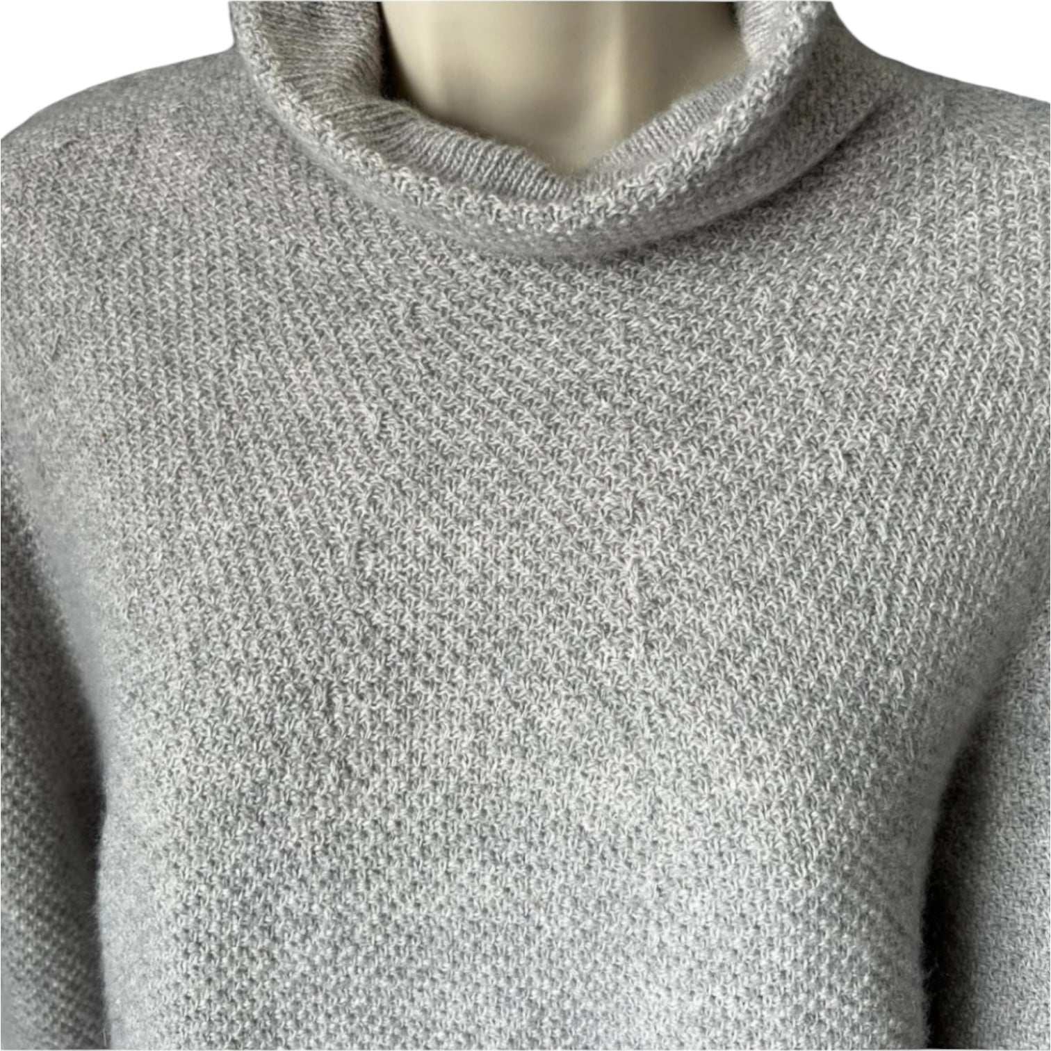 MaxMara Wool Cashmere High Neck Knit Jumper – XS – pre-loved