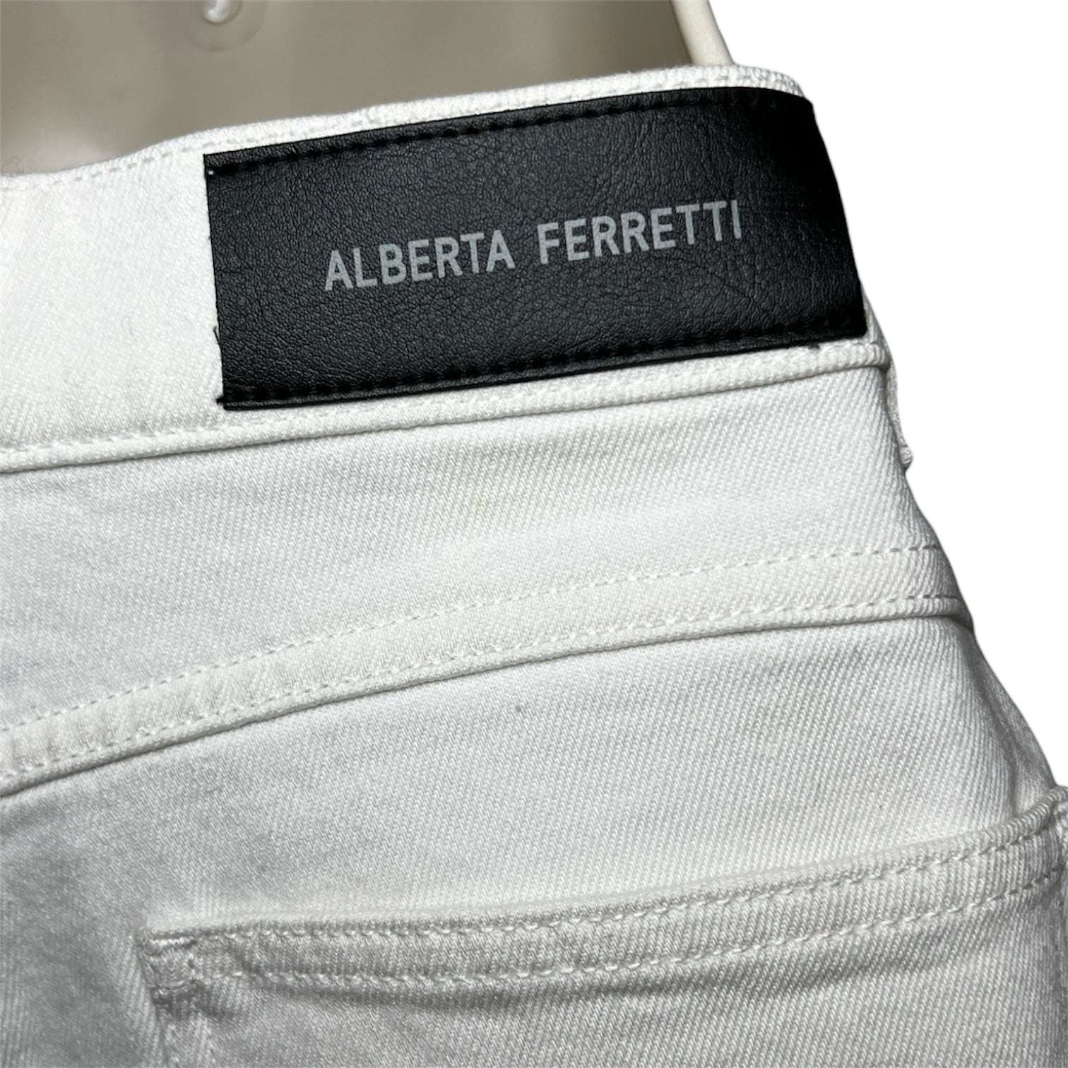 Alberta Ferretti Denim High-Rise Heart Embroidered Mini Shorts – UK8 – pre-loved