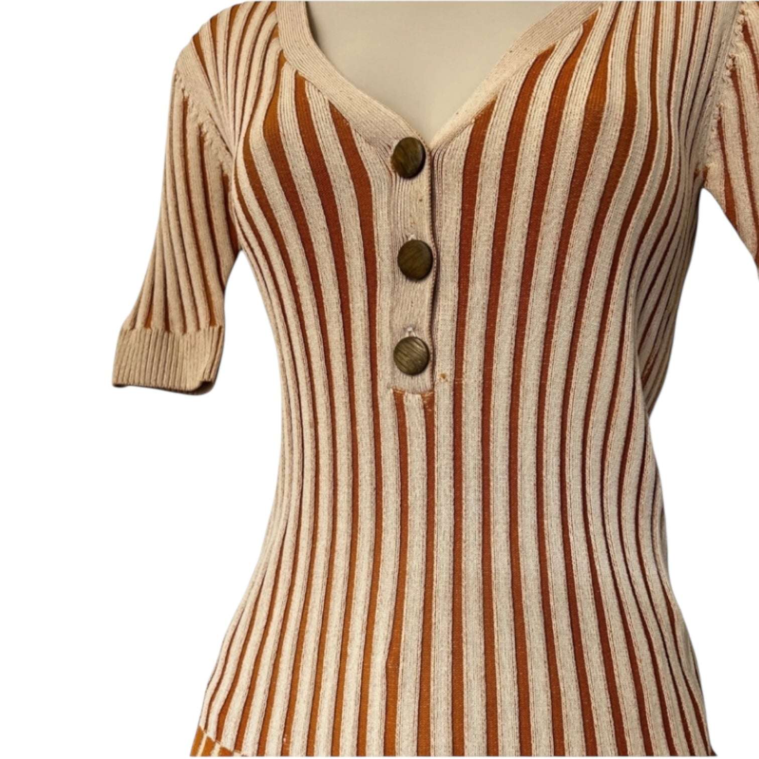 Nicholas Ribbed Knit Button Front V-Neck Short Sleeve Top – XS – pre-loved