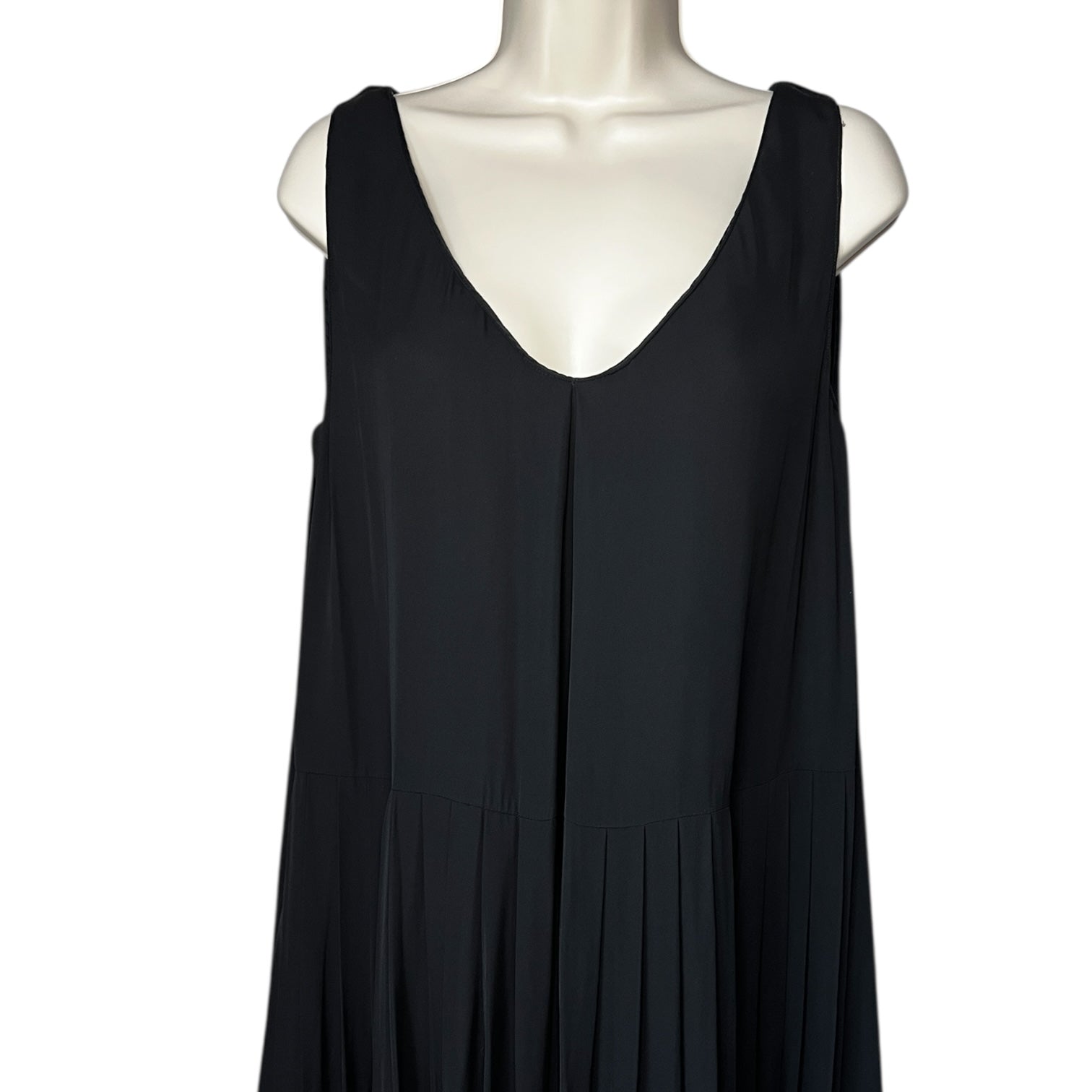 Prada Little Black Pleated Swing Dress – IT40S (UK8 Petite)