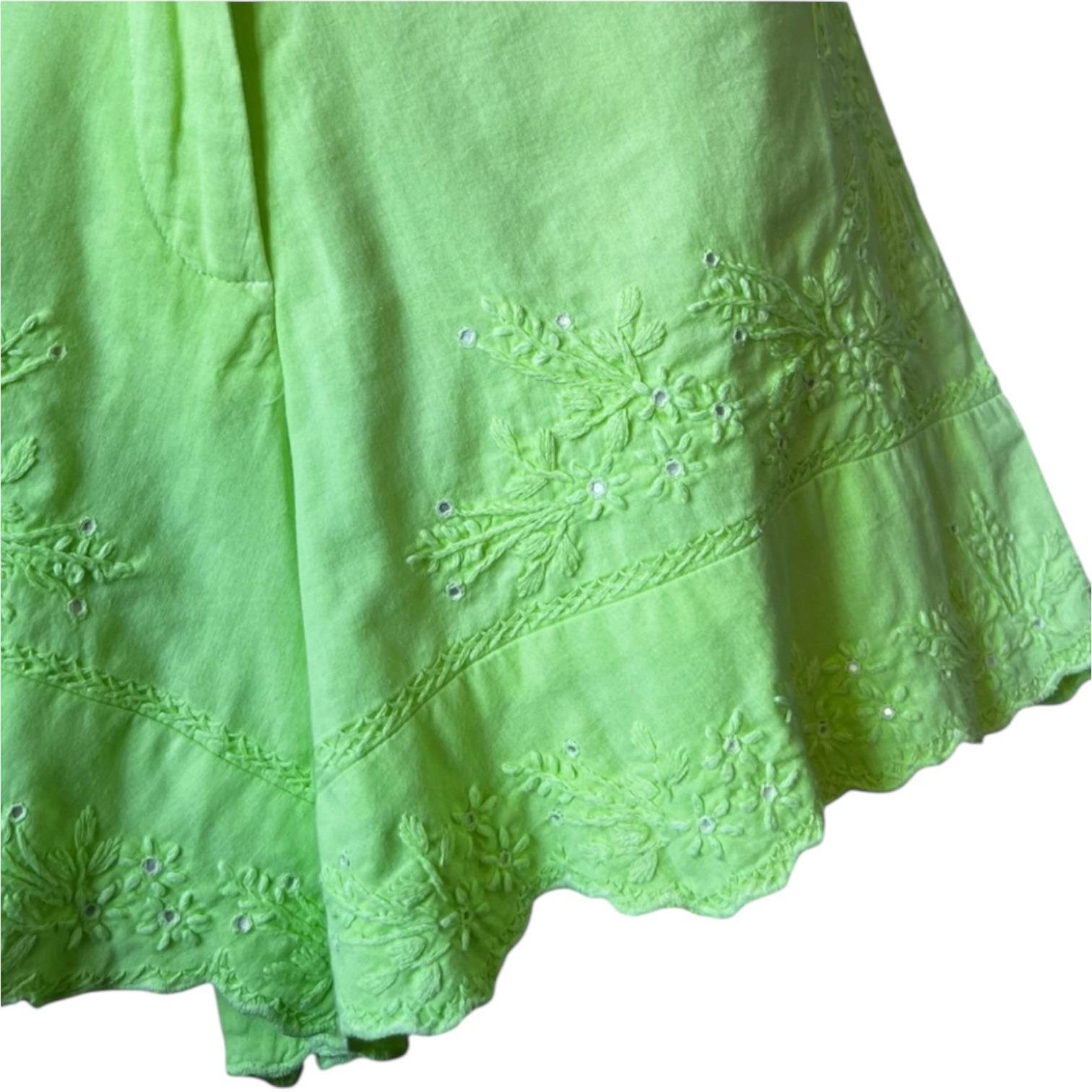 Juliet Dunn Embroidered Scalloped Mini Shorts – Size 1 (UK8) – pre-loved